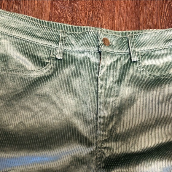NWT GUESS Women’s High Rise Flare Shimmery Dusty Teal Corduroy Pants Size 31 - Picture 5 of 12